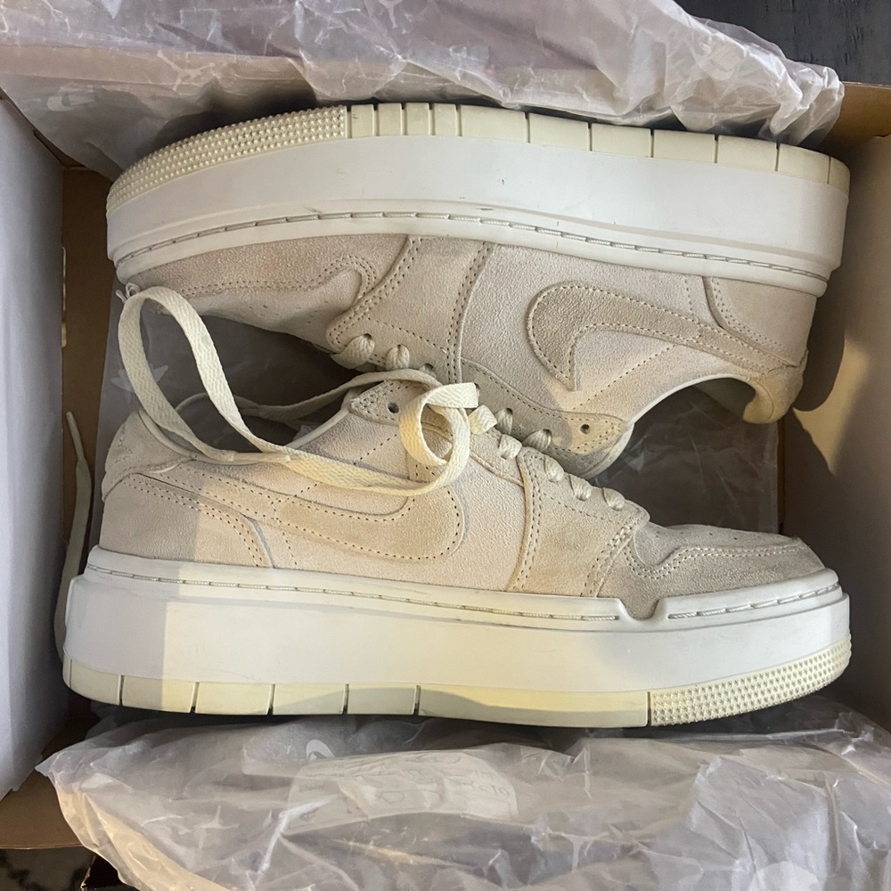 SOLD OUT EVERYWHERE! Jordan 1 Elevate Low. Women’s Size 8. Sail & Coconut Milk